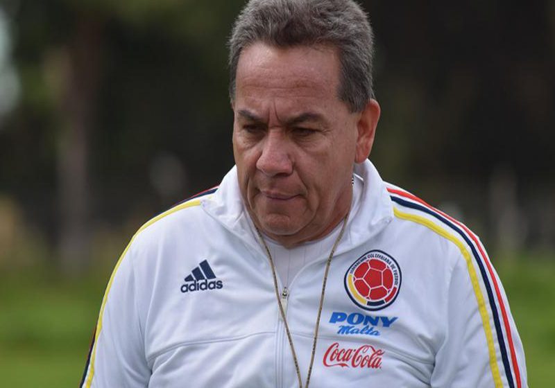  Extécnico de selección femenina aceptó cargos por acoso y debe pedir perdón a víctimas