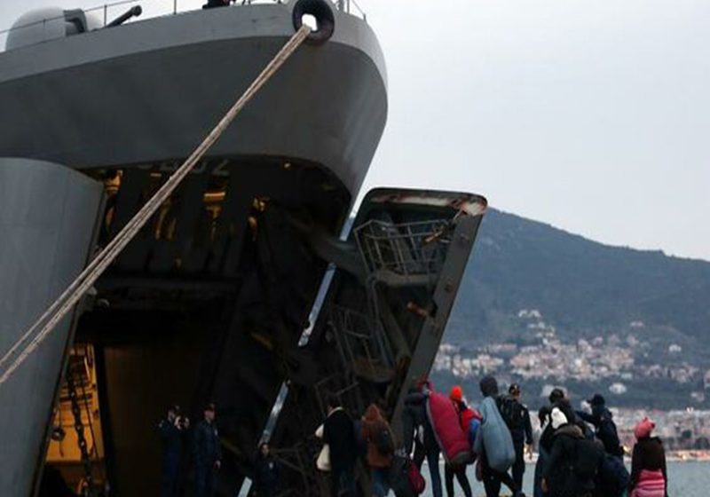  Se apaga la esperanza en el buque de refugiados en Lesbos