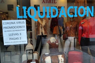  Pequeños comerciantes los más golpeados por cuarentena de coronavirus