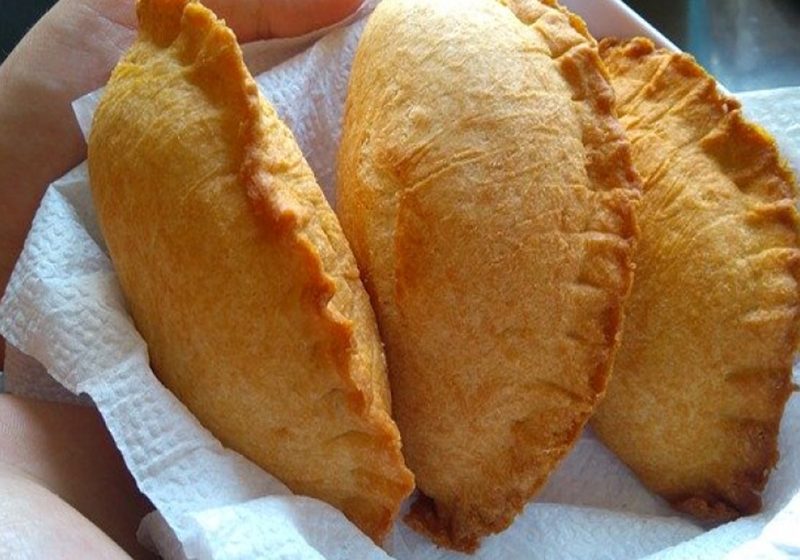  Pastel de pollo ¡Receta ideal para compartir en familia!