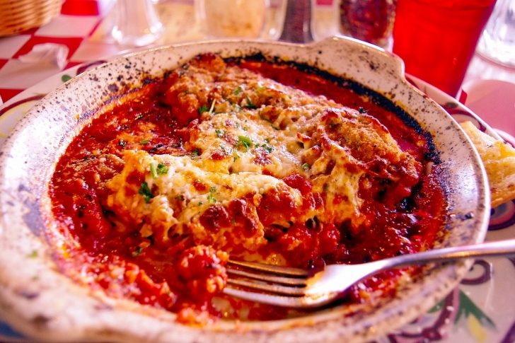  Una receta de la cocina italiana, casera y muy sabrosa: Pollo a la parmesana