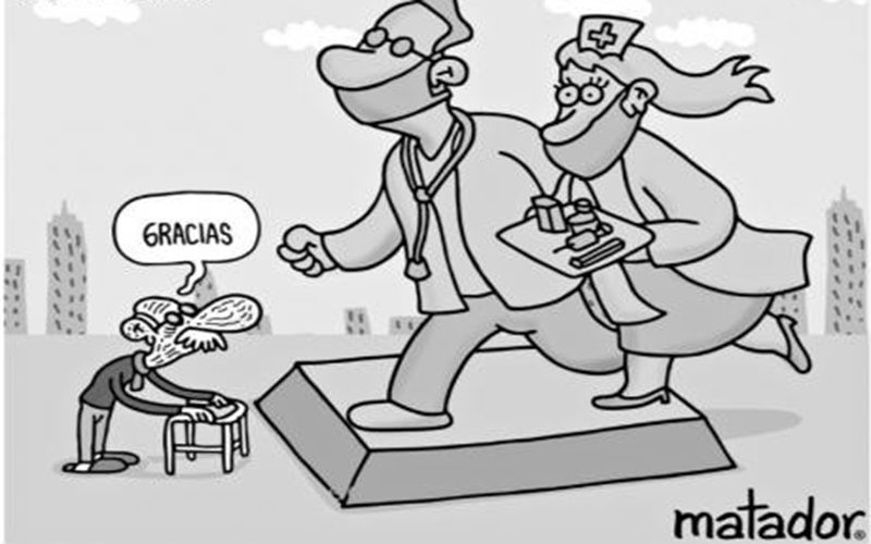  Héroes con bata