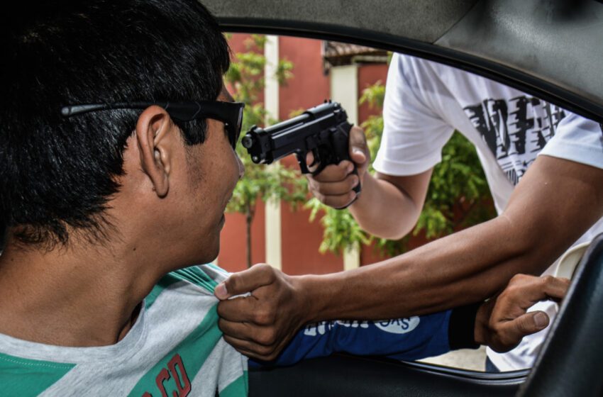 Atracos a mano armada disparados en la ciudad