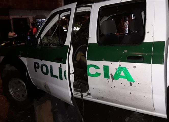 Se recuperan heridos por explosivo lanzado a una patrulla de la policía en la Macarena