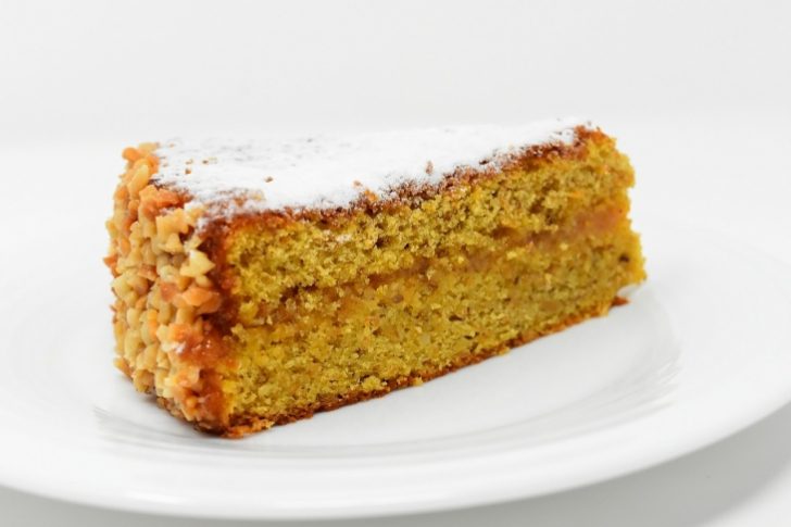  Te encantará lo fácil que es preparar este pastel de zanahoria