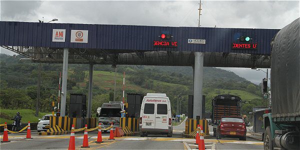  Plantón de gremios este martes para impedir alza de peajes vía a Bogotá