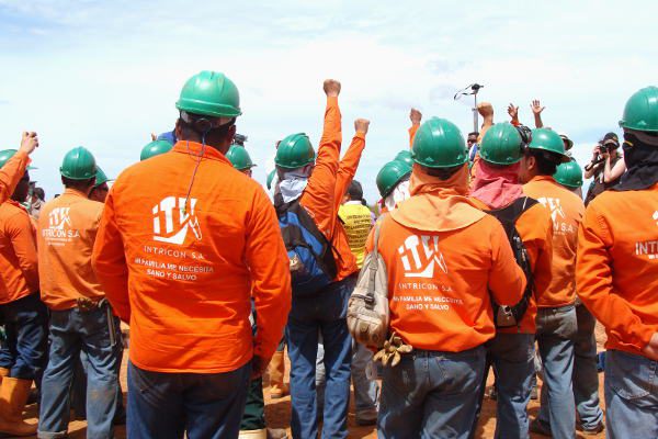  Trabajadores petroleros invocan protección a  derechos fundamentales