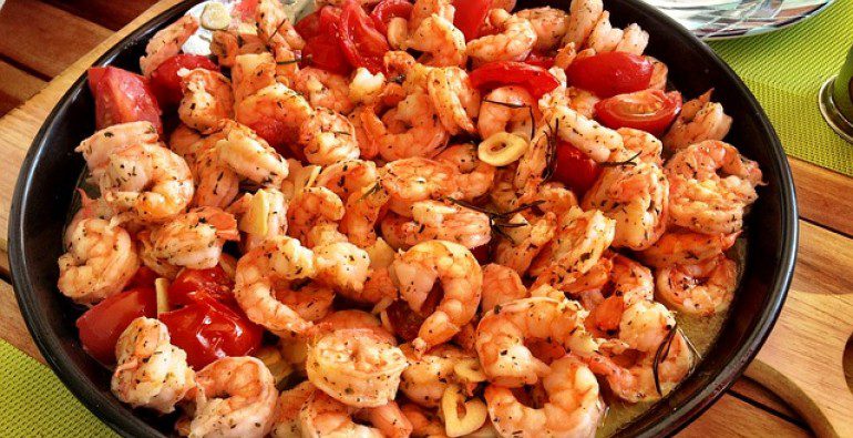  Sorprende a tu familia con Camarones salteados con brandy
