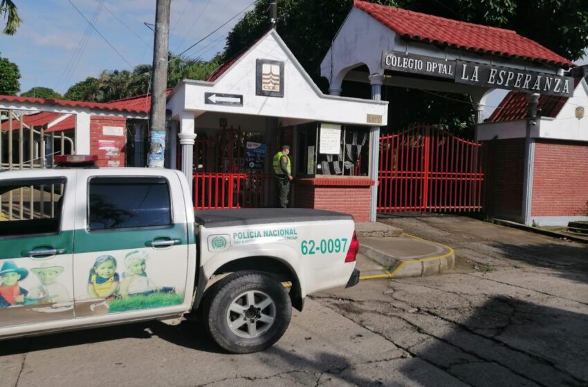 La Policía custodia instituciones educativas para evitar el comercio de sustancias alucinógenas