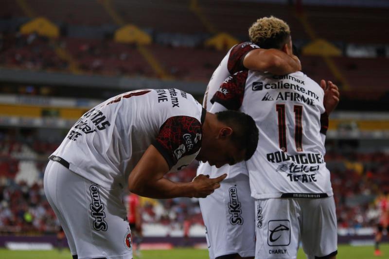  El colombiano Manotas y el ecuatoriano Castillo guían triunfo del Tijuana