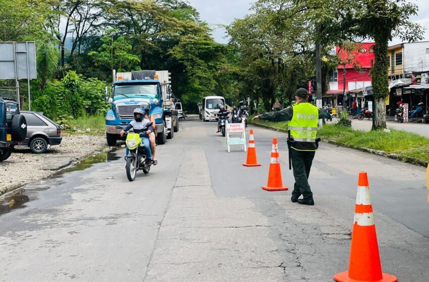 Ciudadanos reconocen labor desarrollada por la Policía en Villavicencio y el Meta