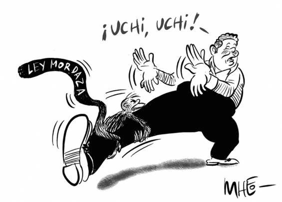  Lo muerde el mico – El País