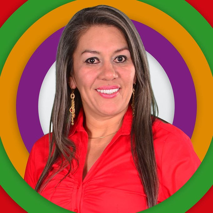  Asumo mi actitud de compromiso con la comunidad, dijo Rubí García, aspirante a la Cámara por el petrismo.