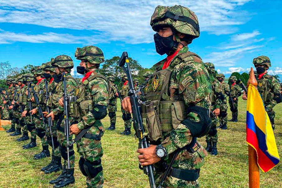 Tropas de la Cuarta División avanzan contra la estructura primera residual en el sur del Meta y Guaviare