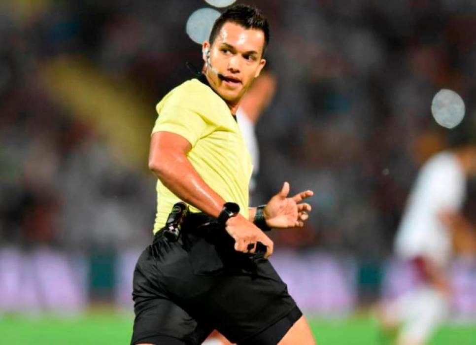  Solo un árbitro colombiano en Catar, pero en el VAR