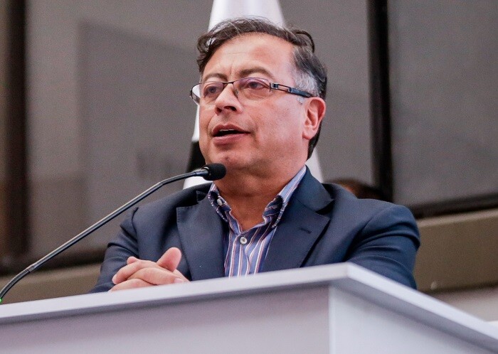  En 22 puntos subió la imagen de Gustavo Petro