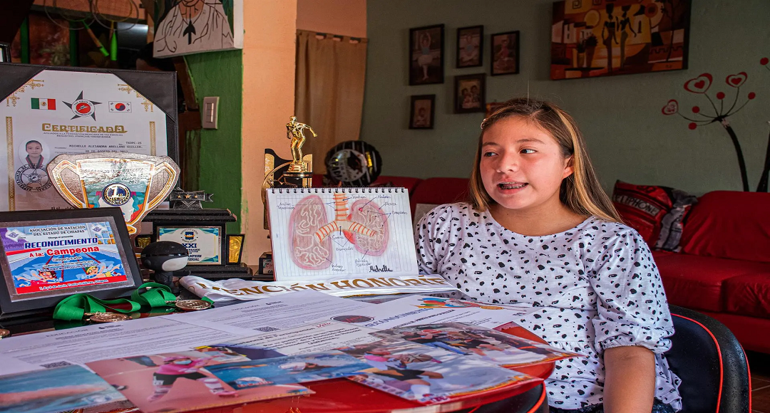  La niña genio que comparan con Albert Einstein… estudiará medicina en EEUU con apenas 10 años