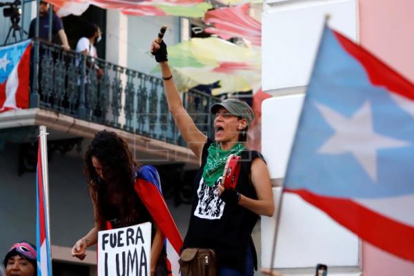 P.RICO ELECTRICIDAD – Cientos de personas protestan contra la empresa eléctrica de Puerto Rico