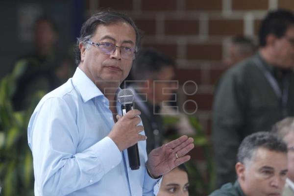  COLOMBIA GOBIERNO – Petro arranca su Presidencia con una aprobación del 56 %, según una encuesta