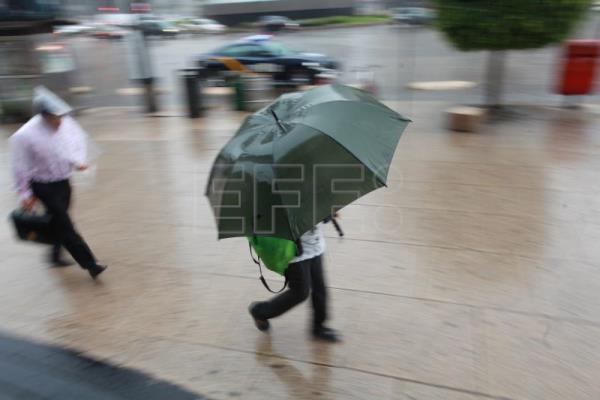 MÉXICO LLUVIAS – México estudia baja presión en el Pacífico con 80 % de potencial ciclónico