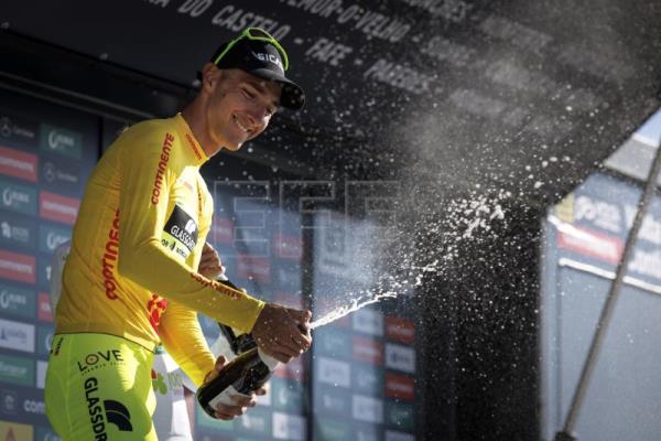  CICLISMO VOLTA A PORTUGAL – Mauricio Moreira se corona en la Torre y es nuevo líder en Portugal