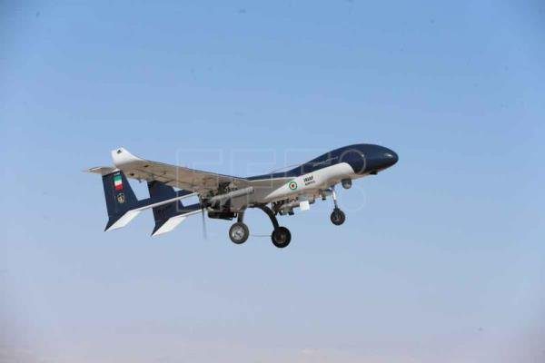 IRÁN DRONES – Irán realiza unas masivas maniobras con drones