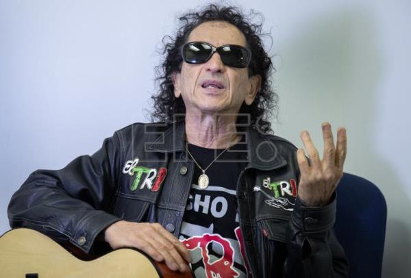 ALEX LORA – El rockero mexicano Alex Lora, satisfecho de ayudar a los latinos en Estados Unidos