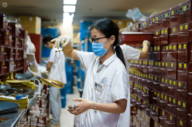  China espera contar con más de un millón de personal de medicina tradicional china para 2025