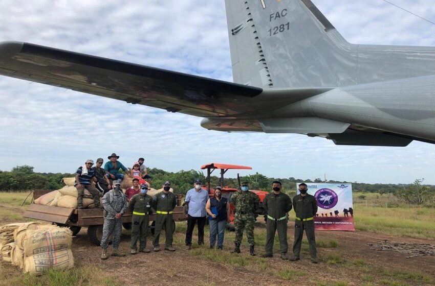  En aviones de la Fuerza Aérea sacan el Cacao desde Güerima, Vichada.  Los cultivos sustituyeron la siembra de coca