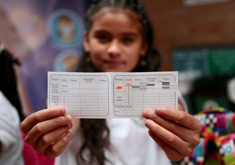  Regresa a las aulas el esquema de vacunación a los estudiantes