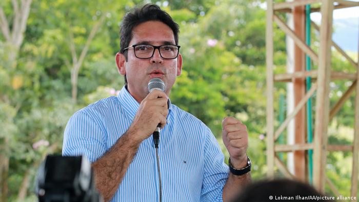  Gobernador Juan Guillermo Zuluaga está en Argentina como veedor testigo de la segunda vuelta de las elecciones presidenciales