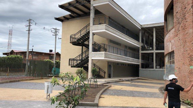  Reconocen a institución educativa de Puerto López por proyecto ‘Tejedores de Sociedad’