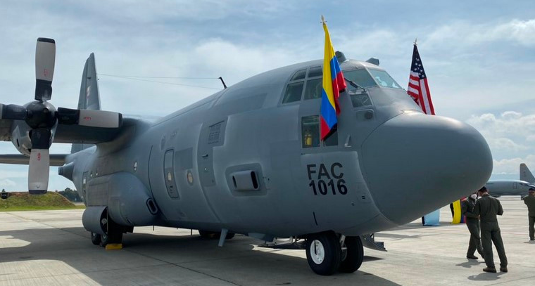  Corte constitucional rechazó el cambio de nombre de Fuerza Aérea por Aeroespacial