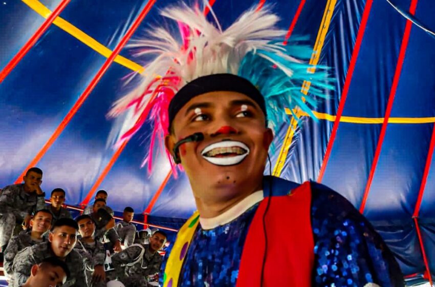  Circo militar sacó sonrisas a personas con Síndrome de Down