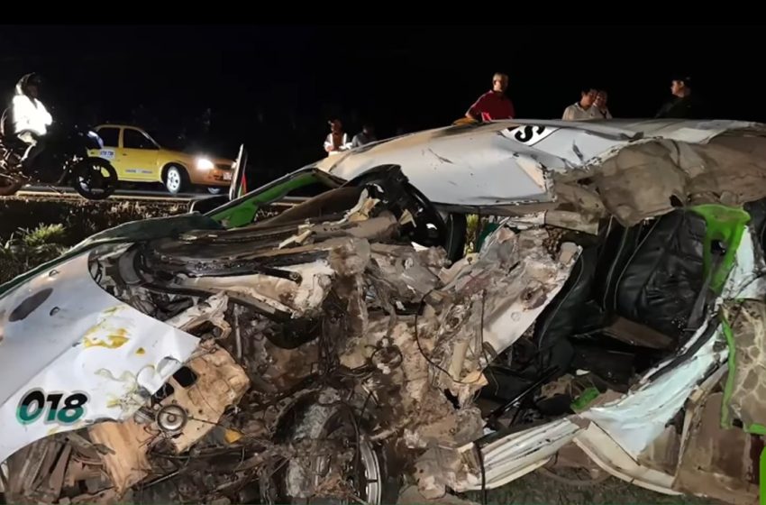  11 personas heridas y una fallecida en accidente de buseta contra camión furgón