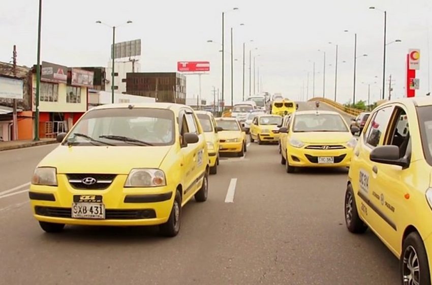  De $500 es la prima navideña a taxistas.  Es voluntad del usuario